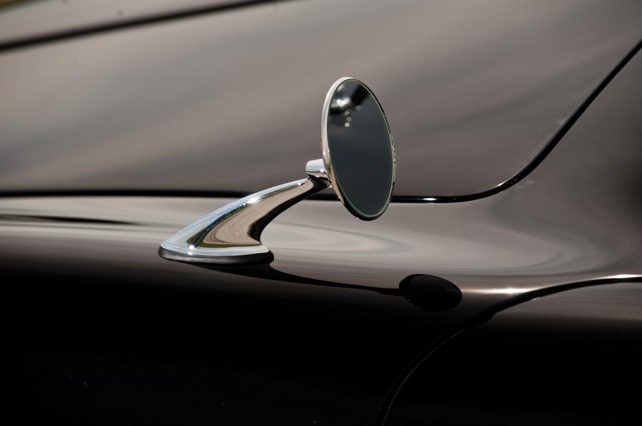 Детали экстерьера BMW 507 (Series II) 1957 года  (фото 55 из 177)